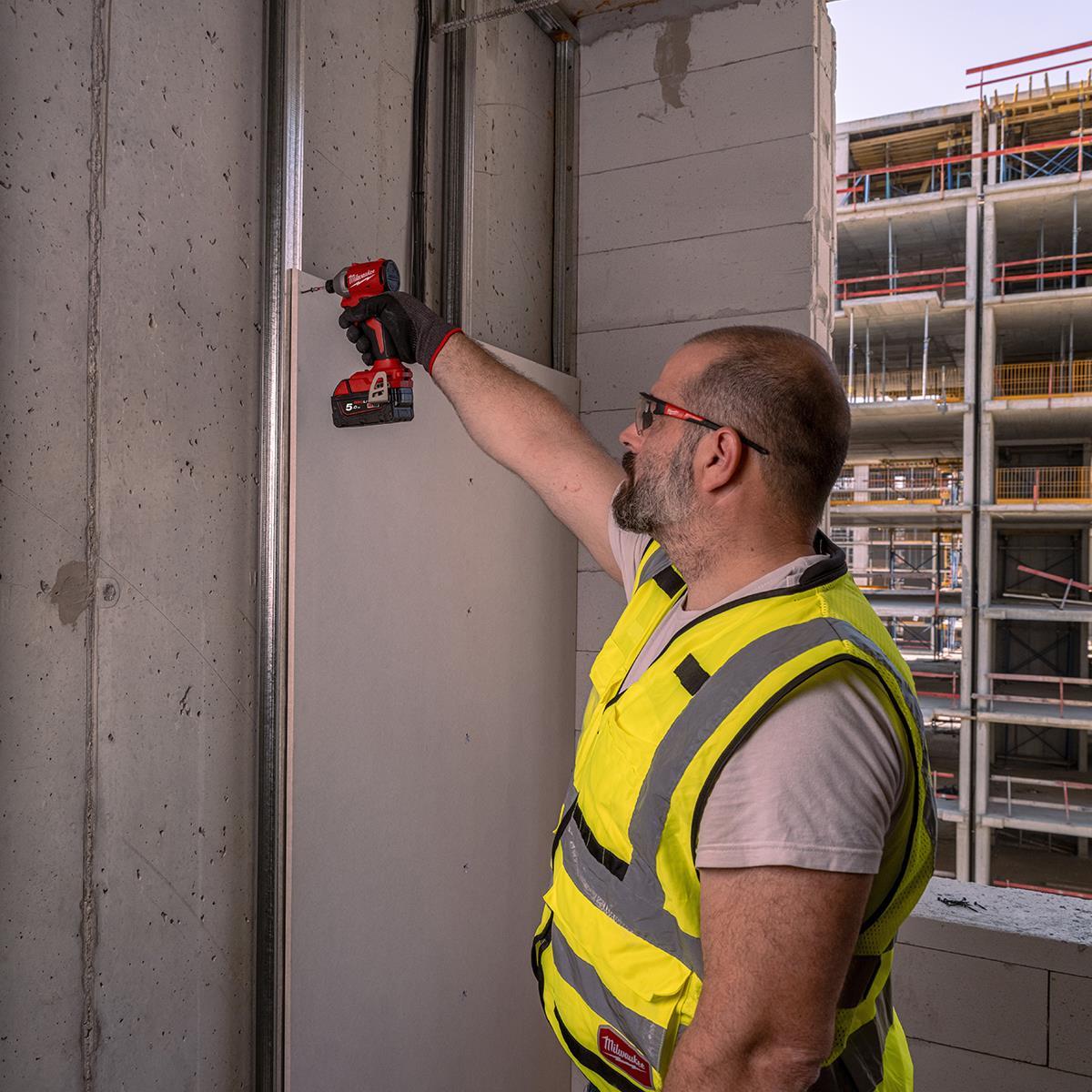 Milwaukee M18BLIDRC-0 18V Brushless 1/4" Impact Driver with 1 x 3.0Ah Battery Charger & Bag